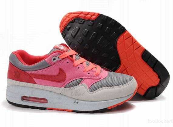 air max 1 87 discount envente nike air us10,eur44,uk9 pascher.JPG